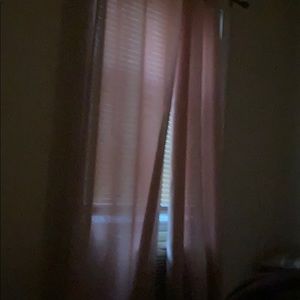 Meet your Posher, Claudia